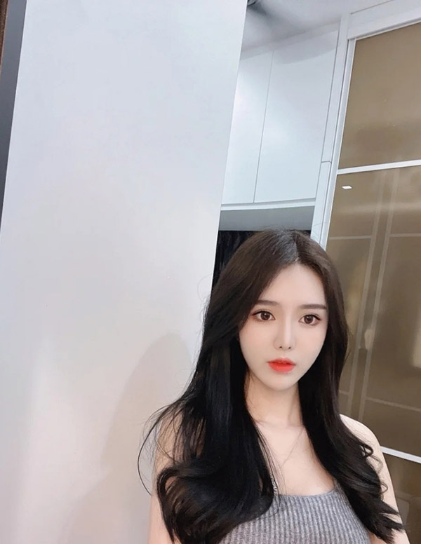 温哥华高端模特经纪人